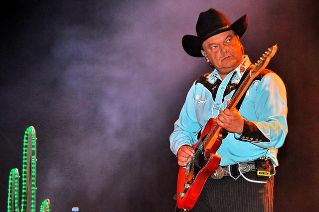 Country   038.jpg